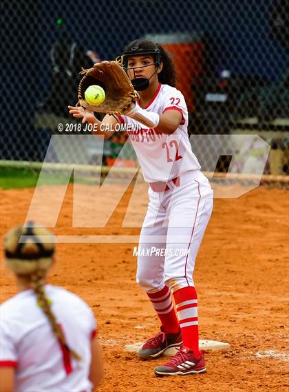 Thumbnail 2 in Boerne vs Robstown (SAISD Softball Tournament) photogallery.