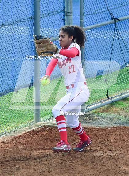 Thumbnail 3 in Boerne vs Robstown (SAISD Softball Tournament) photogallery.