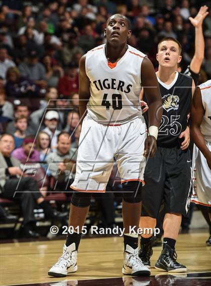 Thumbnail 2 in Waynesville vs Bentonville (Bass Pro Tournament of Champions) photogallery.