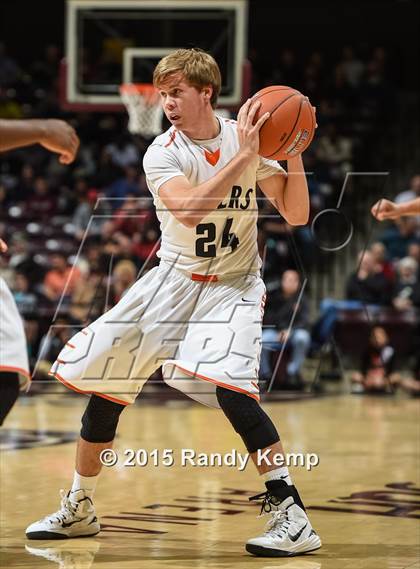 Thumbnail 1 in Waynesville vs Bentonville (Bass Pro Tournament of Champions) photogallery.