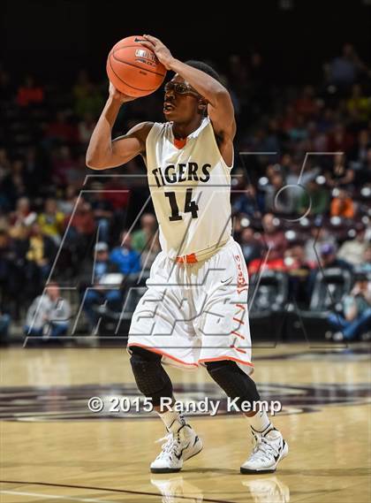 Thumbnail 2 in Waynesville vs Bentonville (Bass Pro Tournament of Champions) photogallery.