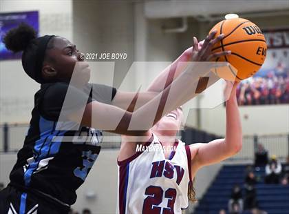 Thumbnail 1 in Lee @ Huntsville photogallery.