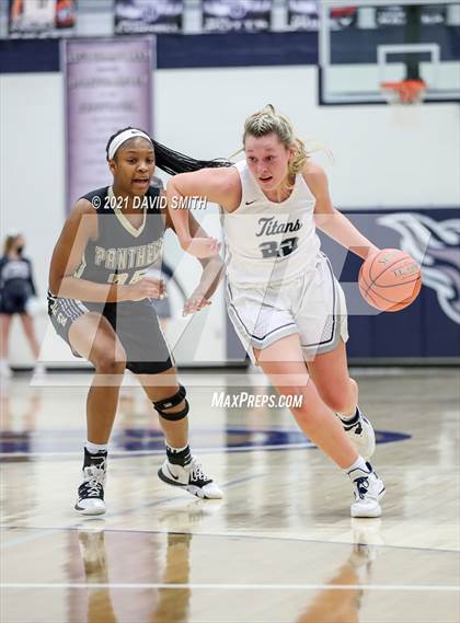 Thumbnail 2 in Raymore-Peculiar @ Lee's Summit West (MSHSAA District Championship) photogallery.