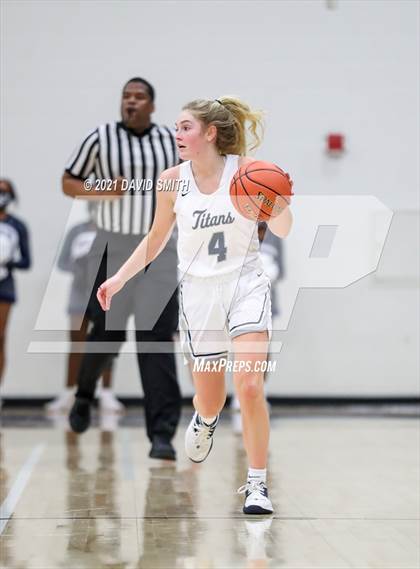 Thumbnail 3 in Raymore-Peculiar @ Lee's Summit West (MSHSAA District Championship) photogallery.