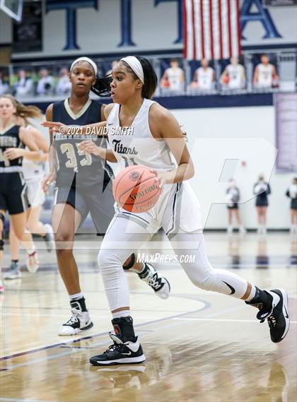 Thumbnail 2 in Raymore-Peculiar @ Lee's Summit West (MSHSAA District Championship) photogallery.