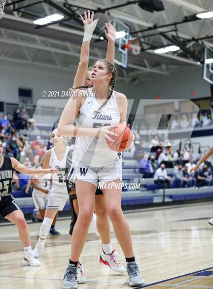 Thumbnail 3 in Raymore-Peculiar @ Lee's Summit West (MSHSAA District Championship) photogallery.