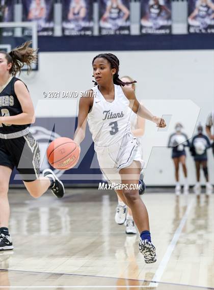 Thumbnail 2 in Raymore-Peculiar @ Lee's Summit West (MSHSAA District Championship) photogallery.