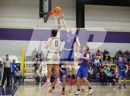 Thumbnail 3 in Poyen vs. Caddo Hills (AAA 2A-4 Regional First Round) photogallery.