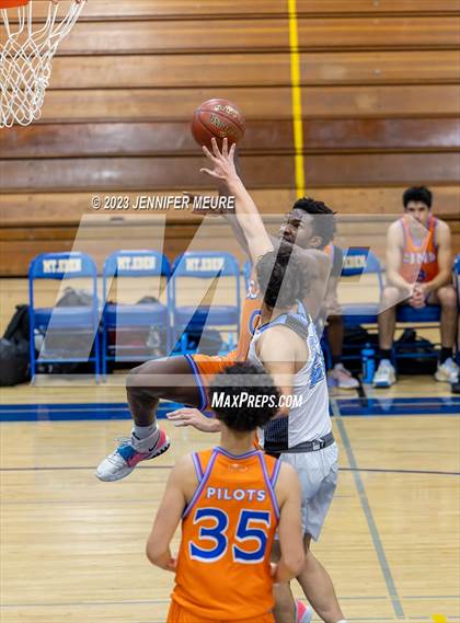 Thumbnail 2 in Tennyson vs. St. Joseph Notre Dame photogallery.