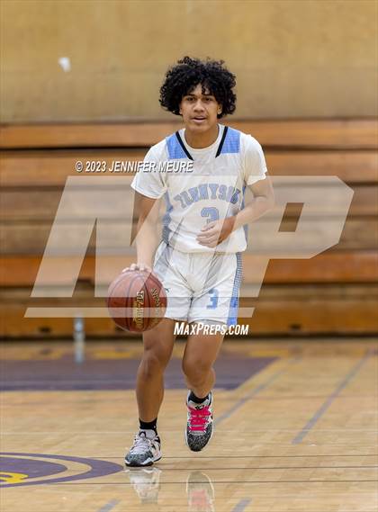 Thumbnail 2 in Tennyson vs. St. Joseph Notre Dame photogallery.