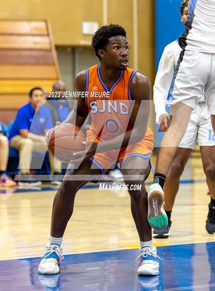 Thumbnail 1 in Tennyson vs. St. Joseph Notre Dame photogallery.