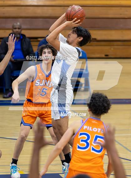 Thumbnail 1 in Tennyson vs. St. Joseph Notre Dame photogallery.