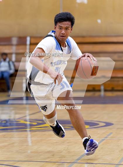 Thumbnail 1 in Tennyson vs. St. Joseph Notre Dame photogallery.