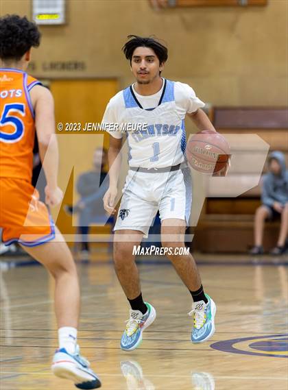 Thumbnail 1 in Tennyson vs. St. Joseph Notre Dame photogallery.