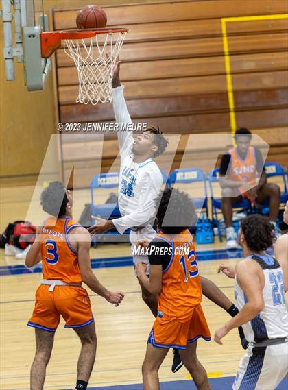 Thumbnail 2 in Tennyson vs. St. Joseph Notre Dame photogallery.