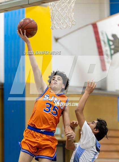 Thumbnail 1 in Tennyson vs. St. Joseph Notre Dame photogallery.