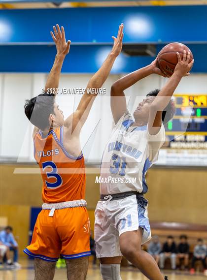 Thumbnail 1 in Tennyson vs. St. Joseph Notre Dame photogallery.