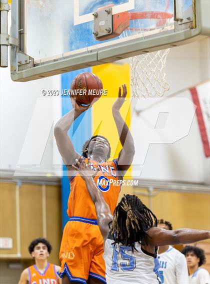Thumbnail 2 in Tennyson vs. St. Joseph Notre Dame photogallery.
