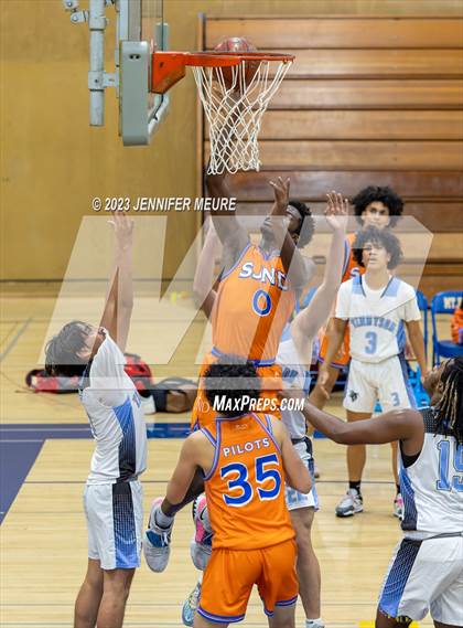 Thumbnail 1 in Tennyson vs. St. Joseph Notre Dame photogallery.