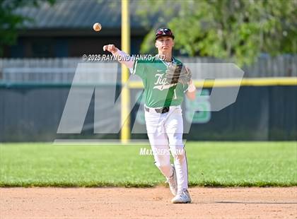 Thumbnail 1 in Wes-Del @ Yorktown photogallery.