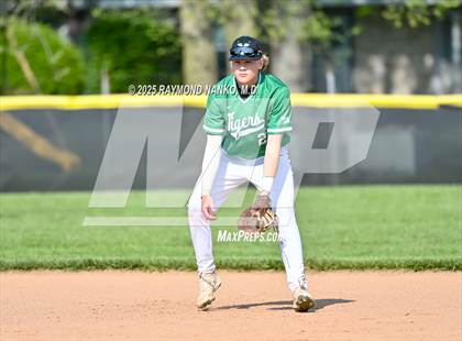 Thumbnail 1 in Wes-Del @ Yorktown photogallery.