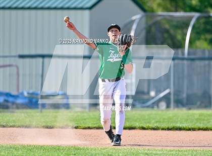Thumbnail 2 in Wes-Del @ Yorktown photogallery.