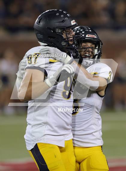 Thumbnail 2 in Highland Park vs Dallas Jesuit photogallery.