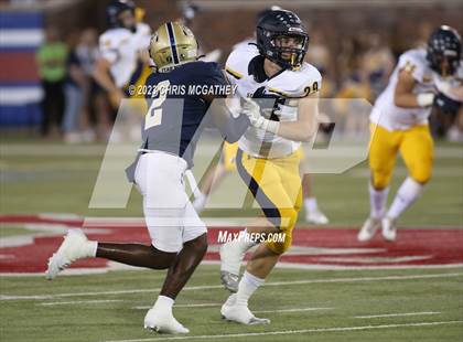 Thumbnail 3 in Highland Park vs Dallas Jesuit photogallery.