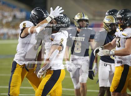 Thumbnail 2 in Highland Park vs Dallas Jesuit photogallery.