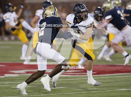 Thumbnail 1 in Highland Park vs Dallas Jesuit photogallery.