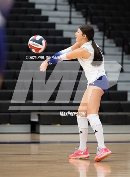 Thumbnail 3 in Rudder @ College Station photogallery.
