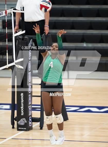 Thumbnail 2 in Rudder @ College Station photogallery.