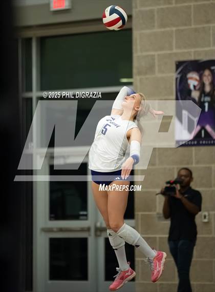 Thumbnail 2 in Rudder @ College Station photogallery.
