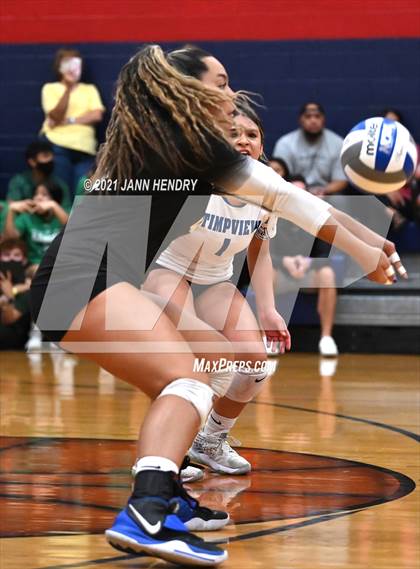 Thumbnail 2 in La Costa Canyon vs. Timpview (Durango Fall Classic) photogallery.