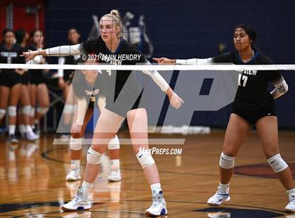 Thumbnail 2 in La Costa Canyon vs. Timpview (Durango Fall Classic) photogallery.