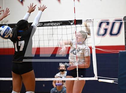 Thumbnail 1 in La Costa Canyon vs. Timpview (Durango Fall Classic) photogallery.
