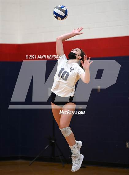 Thumbnail 2 in La Costa Canyon vs. Timpview (Durango Fall Classic) photogallery.
