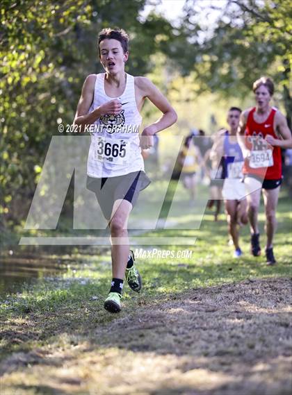 Thumbnail 2 in IHSAA Cross Country Noblesville Regional Championship  photogallery.