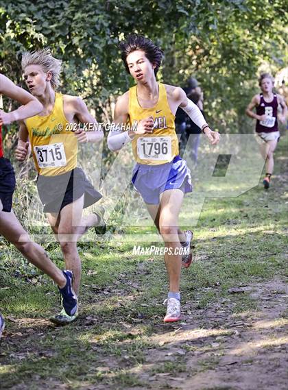 Thumbnail 3 in IHSAA Cross Country Noblesville Regional Championship  photogallery.