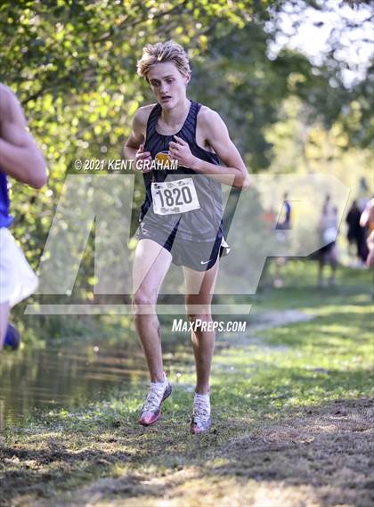 Thumbnail 3 in IHSAA Cross Country Noblesville Regional Championship  photogallery.