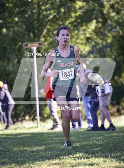 Thumbnail 2 in IHSAA Cross Country Noblesville Regional Championship  photogallery.