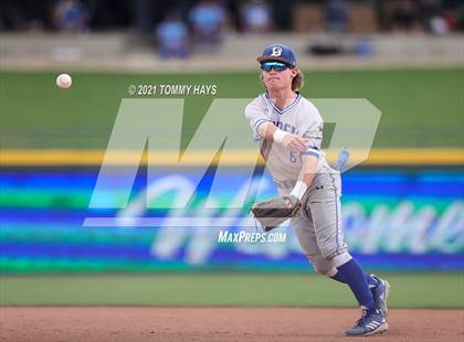 Thumbnail 2 in London vs. Brock (UIL 3A State Semifinal) photogallery.