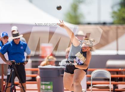 Thumbnail 1 in UIL 3A Girls State Track Meet photogallery.