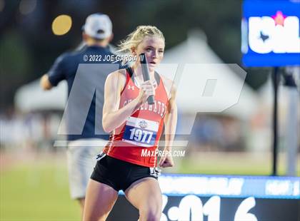 Thumbnail 3 in UIL 3A Girls State Track Meet photogallery.