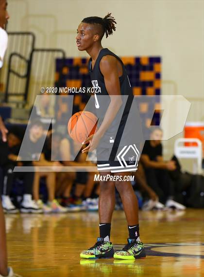 Thumbnail 2 in Capital Christian vs. Mayfair (Tarkanian Classic) photogallery.
