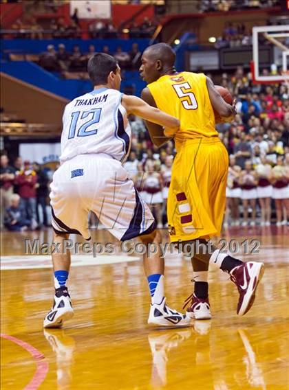 Thumbnail 3 in Clovis West vs Bullard (CIF CS D1 Final) photogallery.