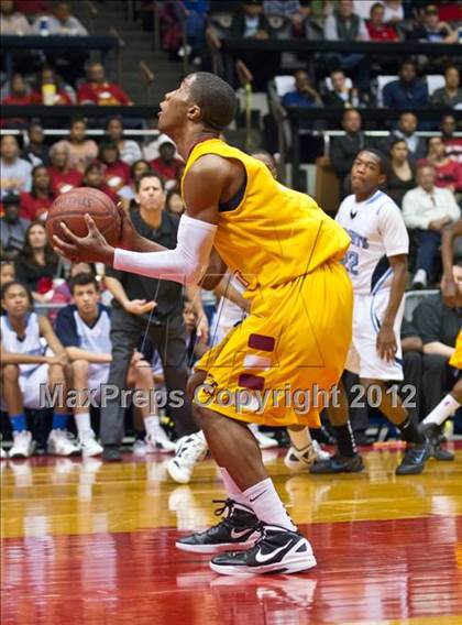 Thumbnail 1 in Clovis West vs Bullard (CIF CS D1 Final) photogallery.