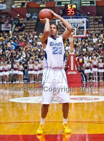 Thumbnail 1 in Clovis West vs Bullard (CIF CS D1 Final) photogallery.
