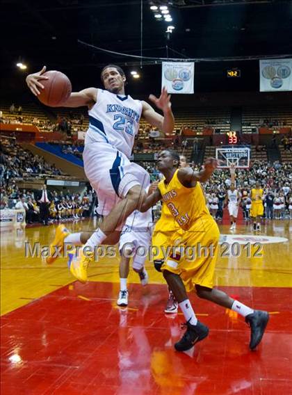 Thumbnail 1 in Clovis West vs Bullard (CIF CS D1 Final) photogallery.