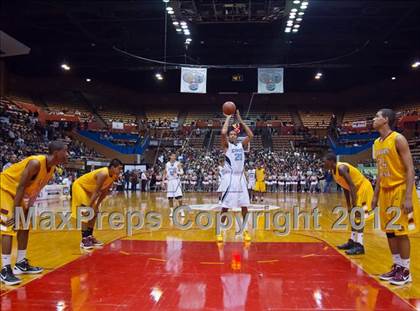 Thumbnail 2 in Clovis West vs Bullard (CIF CS D1 Final) photogallery.